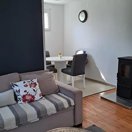 Holiday home Kuca Za Odmor Mizi