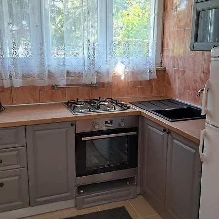 Kuca Za Odmor Mizi